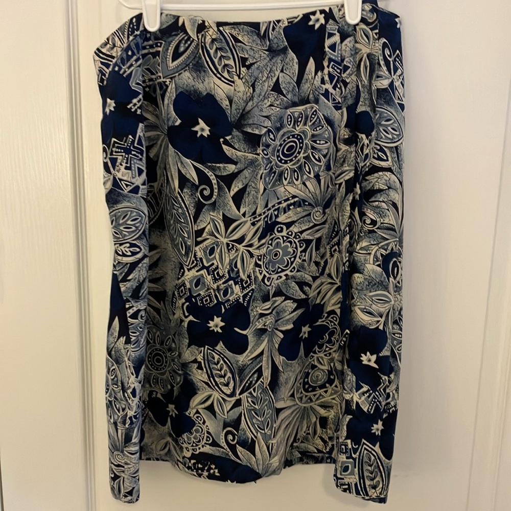 Vintage 100% silk skirt waist 30 inches